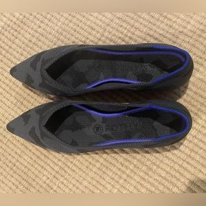 Rothy’s size 8 “the point” flats